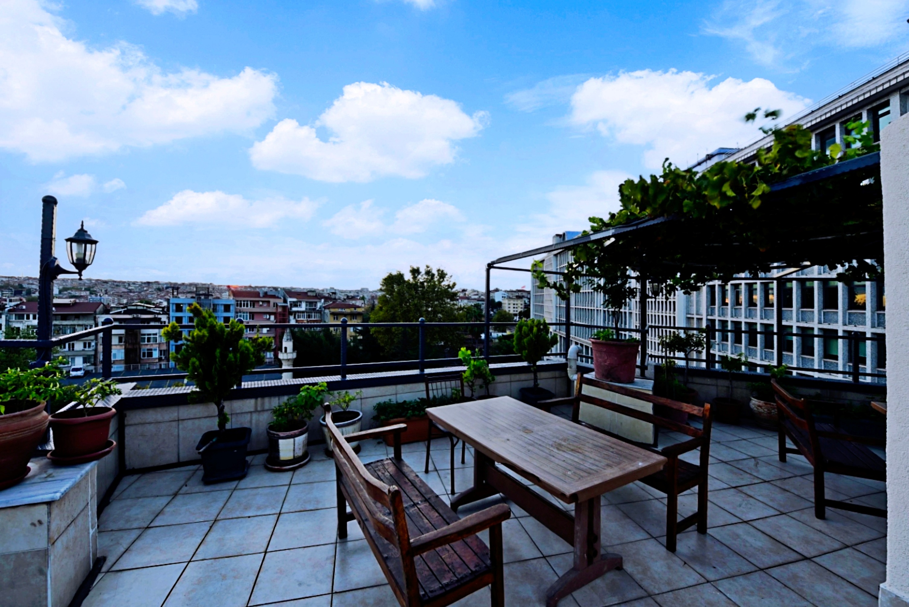 HotelÖncü ortak kullanım terası